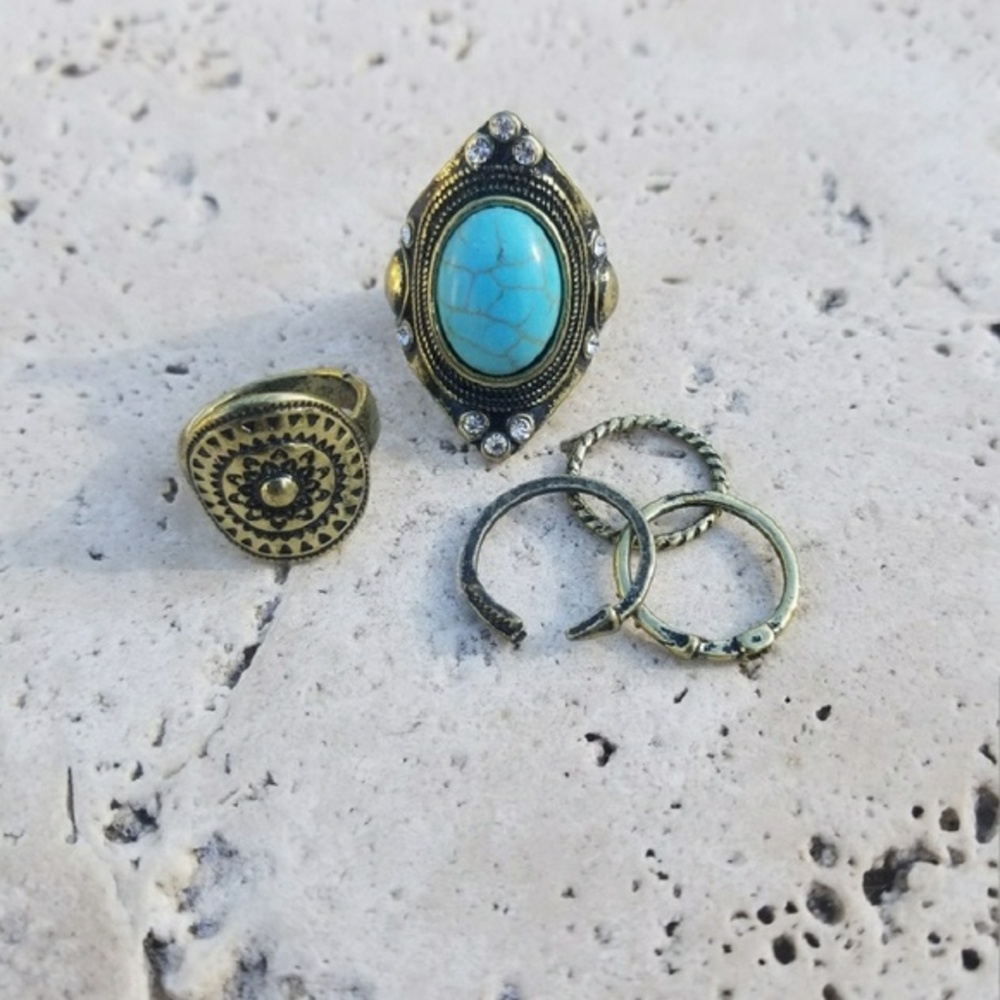 Aztec etched ring set